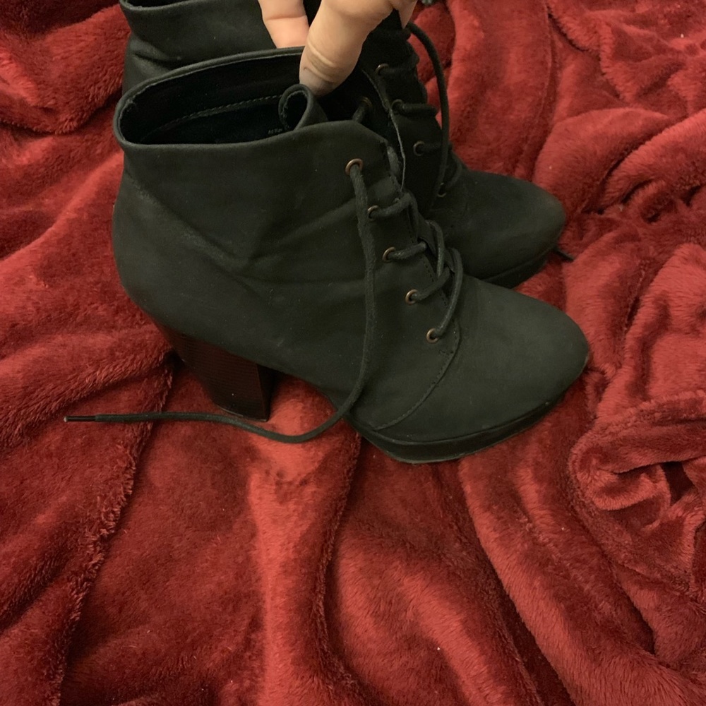Cute black merona boots